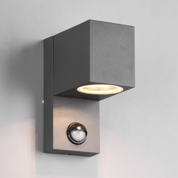 Trio Lighting Εξωτερικό φωτιστικό τοίχου Roya 1flg, αισθητήρας γωνιακό ανθρακί, ρυθμιζόμενος, Μαύρο, Μέταλλο, σύγχρονο, Γωνιακός τοίχος