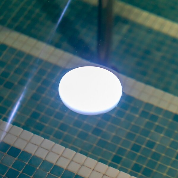 Newgarden Papaya LED επαναφορτιζόμενο φως πισίνας IP68 RGBW, ρυθμιζόμενος, Λευκό, Πλαστικό, σύγχρονο