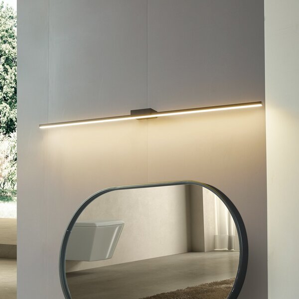Lucande Λυχνία καθρέφτη LED Kivana, μαύρο, μεταλλικό, 120cm IP44, Μαύρο, Μπάνιο, Αλουμίνιο, σύγχρονο