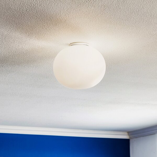 FLOS Glo-Ball C/W Zero φωτιστικό οροφής, ρυθμιζόμενος, Λευκό, Σαλόνι / τραπεζαρία, Γυαλί, σχεδιασμός, Σφαίρα