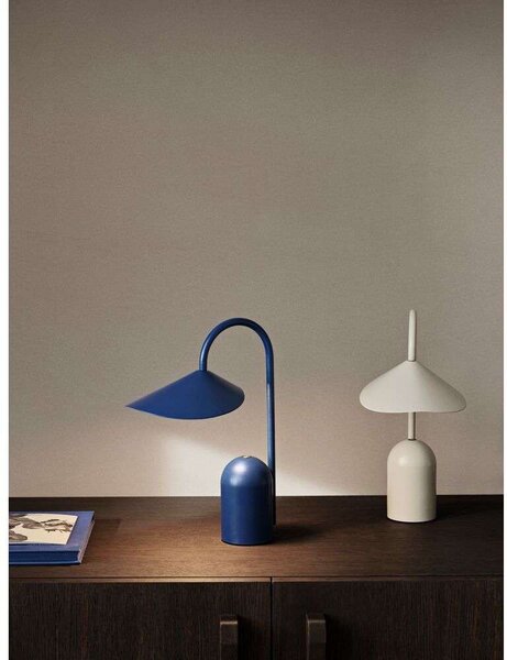 Ferm LIVING - Arum Portable Επιτραπέζιο φωτιστικό Bright Blue ferm LIVING