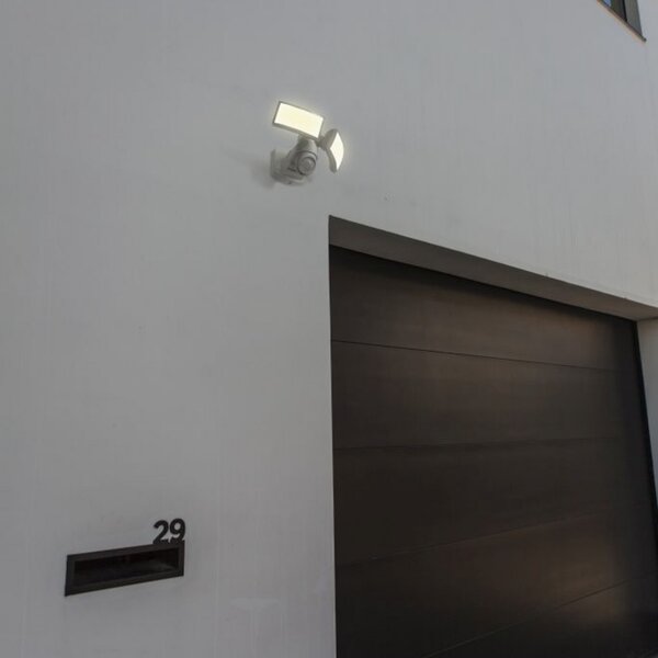 LUTEC Εξωτερικός προβολέας με αισθητήρα LED ARC, λευκός, 28 cm, 2 φτερά, IP54, Λευκό, Πλαστικό, σύγχρονο, Γωνιακός τοίχος