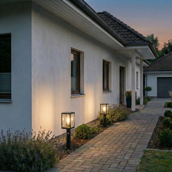 Lindby LED ηλιακό φως διαδρόμου Relto, αισθητήρας, πασσάλου, 50 cm, Μαύρο, Γυαλί, σύγχρονο, Ηλιακά φώτα