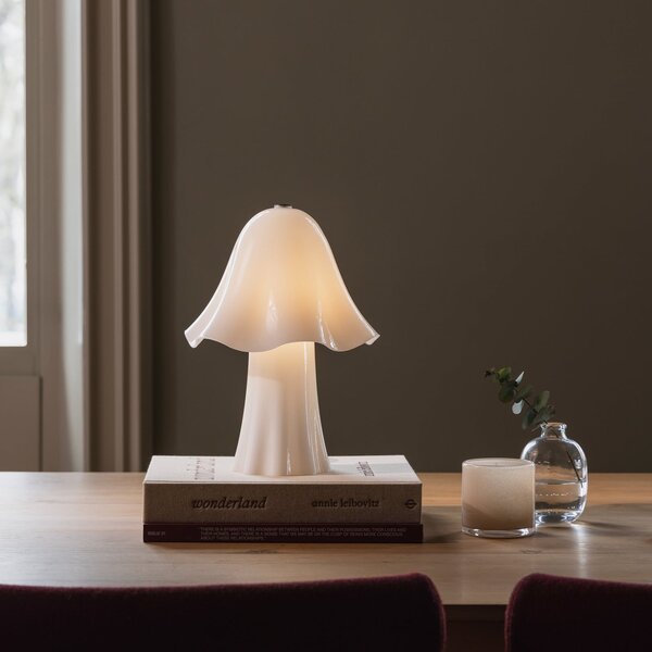 Globen Lighting Επιτραπέζιο φωτιστικό Bello λευκό, ύψος 30 εκ., γυαλί/μέταλλο, Λευκό, Σαλόνι / τραπεζαρία, Γυαλί, Σκανδιναβικό