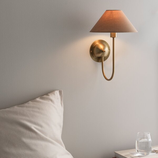 Globen Lighting Φωτιστικό τοίχου IRIS, καφέ μόκα, ύψος 32 εκ., Καφέ / Σκουριάς, Σαλόνι / τραπεζαρία, Ύφασμα / Κλωστοϋφαντουργία, Σκανδιναβικό