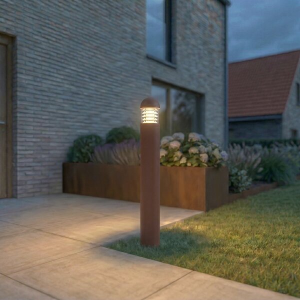 Lucande LED φωτιστικό διαδρόμου Skagena, καφέ, ύψος 90 cm, IP54, Καφέ / Σκουριάς, Αλουμίνιο, σύγχρονο
