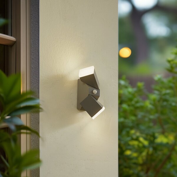Lindby Επιτοίχιο φωτιστικό LED Sally, 22 cm, γκρι, IP54, αισθητήρας, Γκρι, Αλουμίνιο, σύγχρονο, Πρίζα τοίχου πάνω/κάτω