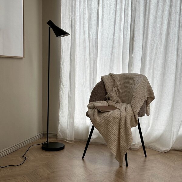 Dyberg Larsen φωτιστικό δαπέδου DL12, μαύρο, ύψος 139 cm, μέταλλο, Μαύρο, Σαλόνι / τραπεζαρία, Μέταλλο, σχεδιασμός
