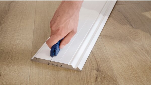 Σοβατεπί Βαφόμενο Ogee QSISKROGEE για Laminate Quick-Step