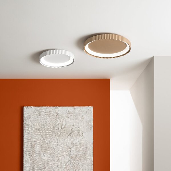 Luce Ambiente Design LED φωτιστικό οροφής Niike, χρυσό χρώμα, Ø 50 cm, μέταλλο, CCT, Χρυσό / Ορείχαλκου, Σαλόνι / τραπεζαρία, Μέταλλο, σύγχρονο