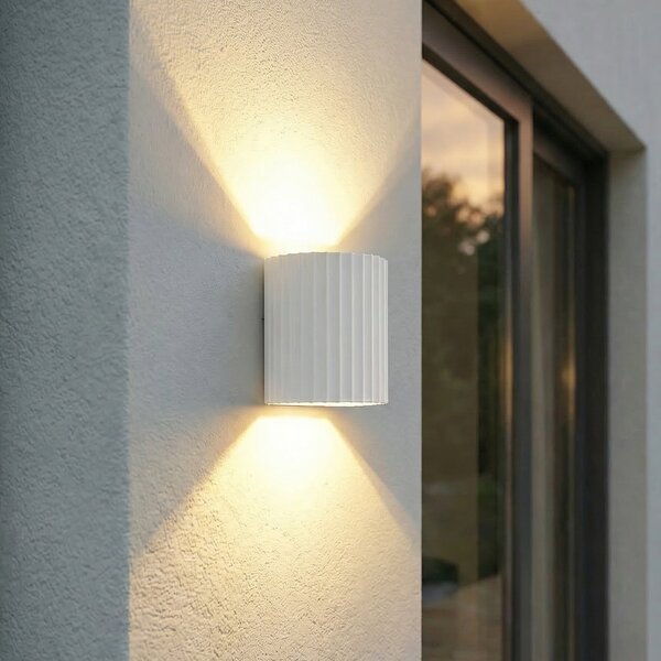 Lindby LED εξωτερικός φωτισμός τοίχου Ralino, λευκός, 2 φτερά, IP65, Λευκό, Αλουμίνιο, σύγχρονο