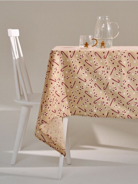 Sinsay - Χριστουγεννιάτικο τραπεζομάντιλο με σχέδιο μπαστουνάκια καραμέλας - λευκο