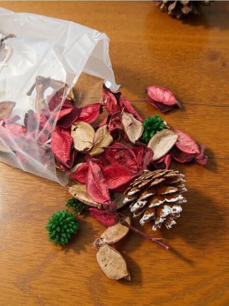 Sinsay - Διακοσμητικό Potpourri Holiday Berry - μοβ