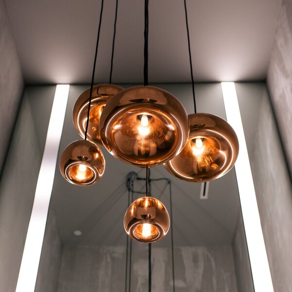 Tom Dixon LED κρεμαστό φωτιστικό Void mini, χαλκός, ρυθμιζόμενος, Χαλκού, Σαλόνι / τραπεζαρία, Χαλκός, σχεδιασμός