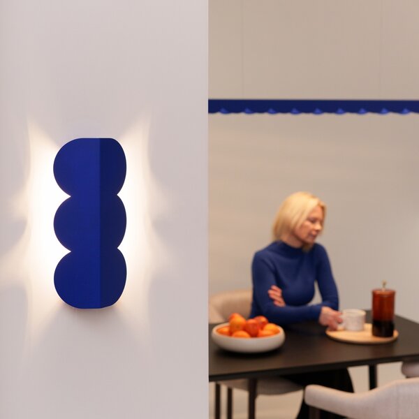 Φωτιστικό τοίχου Biscuit, Μπλε Ultramarine, 16.3x5.8x33.6 cm