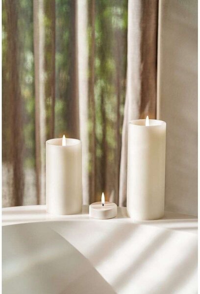 Uyuni - Pillar Candle LED w/shoulder Nordic White 7,8 x 15 cm Uyuni Lighting