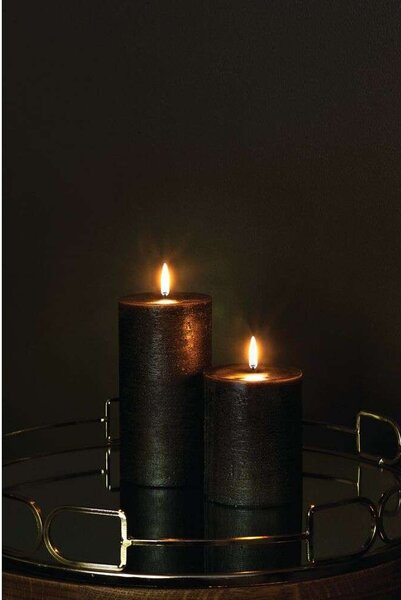 Uyuni - Pillar Candle LED 7,8 x 10,1 cm Rustic Forest Black Uyuni Lighting