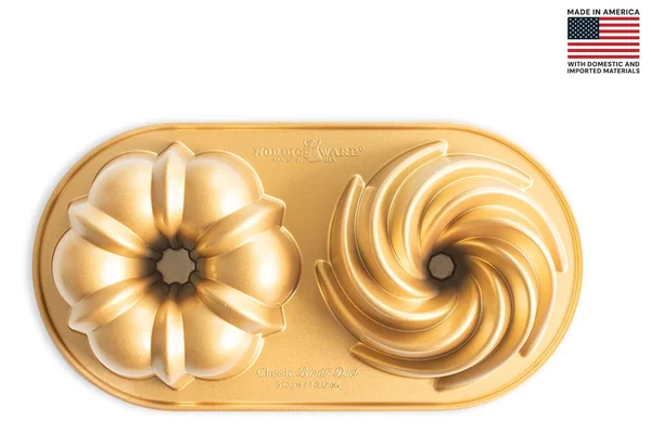 Φόρμα για κέικ Nordic Ware Premier Gold σε 2 σχέδια, με τρύπα και διαστάσεις 32x17x7cm