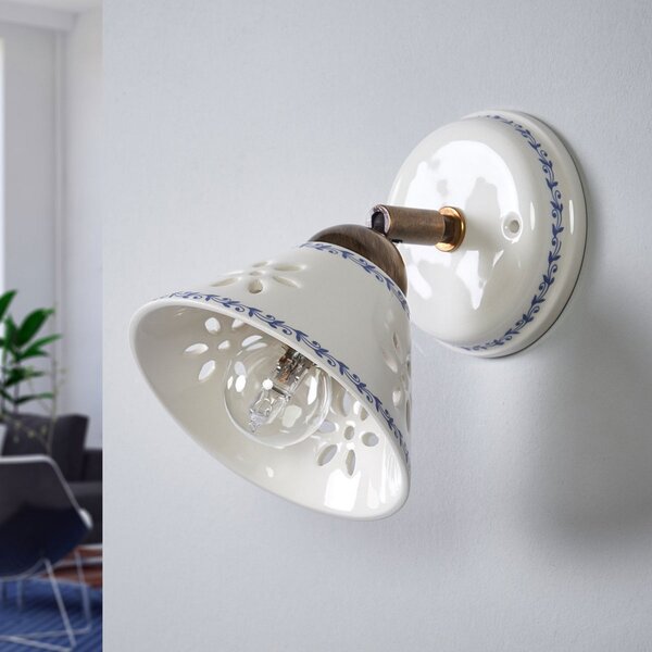 Ceramiche Φωτιστικό τοίχου NONNA σε λευκό κεραμικό, ρυθμιζόμενος, Λευκό, Σαλόνι / τραπεζαρία, Κεραμικό υλικό, Εξοχική κατοικία / Ρουστίκ