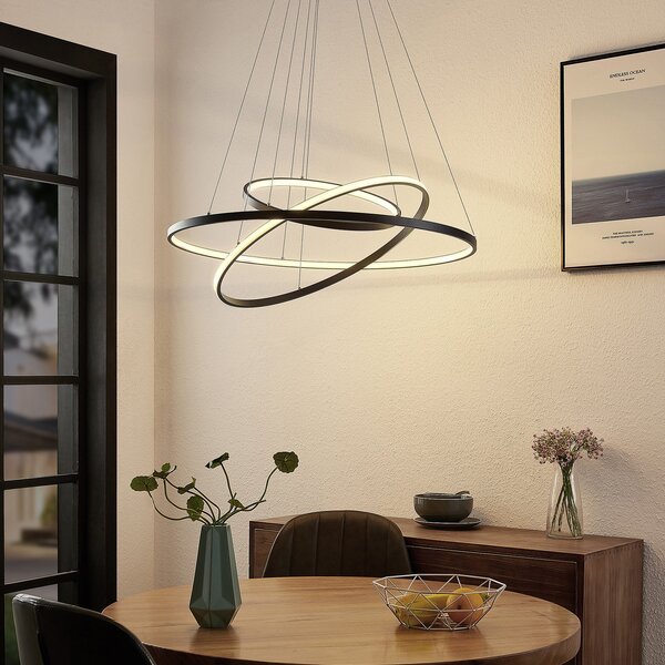 Lucande LED κρεμαστό φωτιστικό Ezana, μαύρο, μέταλλο, Ø 80cm, ρυθμιζόμενος, Μαύρο, Σαλόνι / τραπεζαρία, Μέταλλο, σύγχρονο