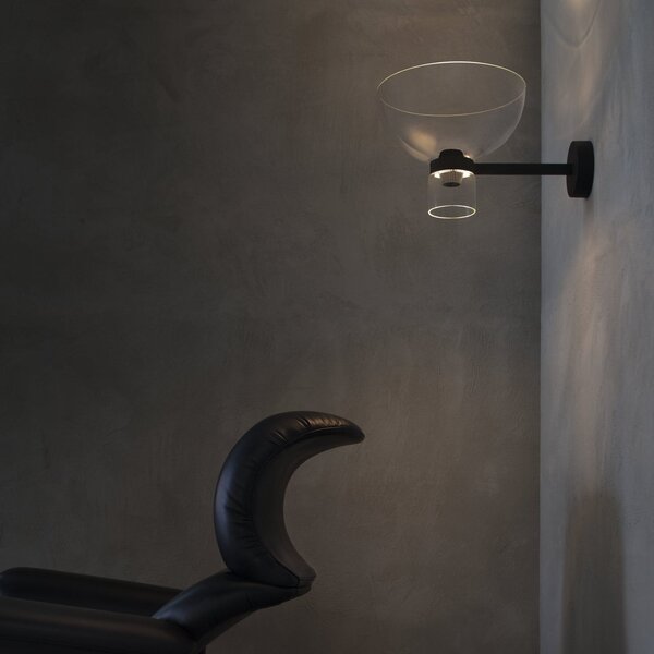 FLOS Φωτιστικό τοίχου LED Nocturne Bowl, μαύρο, γυαλί, με ρυθμιζόμενη ένταση, ρυθμιζόμενος, Μαύρο, Διάδρομος, Αλουμίνιο, σχεδιασμός