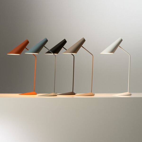Vibia LED επιτραπέζια λάμπα I.Cono, καφέ-κόκκινο, ύψος 56 cm, 2.700 K, ρυθμιζόμενος, Καφέ / Σκουριάς, Σαλόνι / τραπεζαρία, Πλαστικό, σχεδιασμός