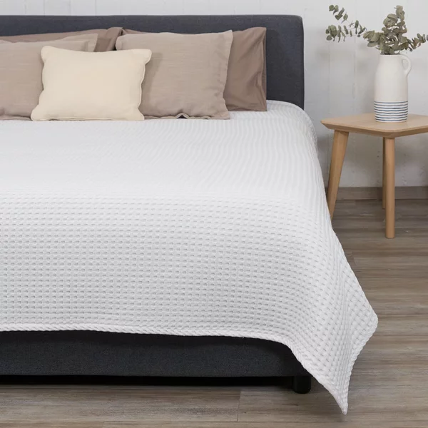 Κουβέρτα Πικέ Υπέρδιπλη (230x240) Naf-Naf Waffle White
