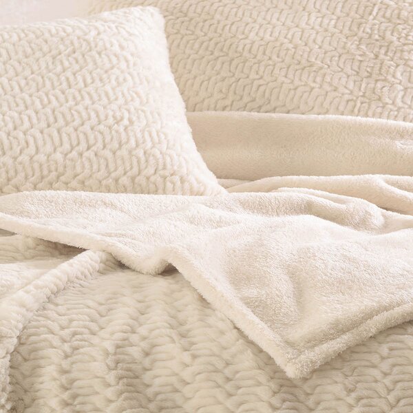 Κουβέρτα Fleece Υπέρδιπλη Με Γουνάκι (220x240) + Διακοσμητικές Μαξιλαροθήκες (Σετ) Rythmos Bliss Εκρού
